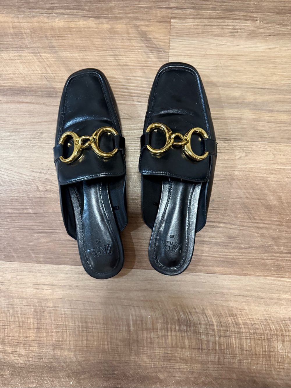 Zara Black Leather Mules with Gold Ring Detail - Picture 6 of 8